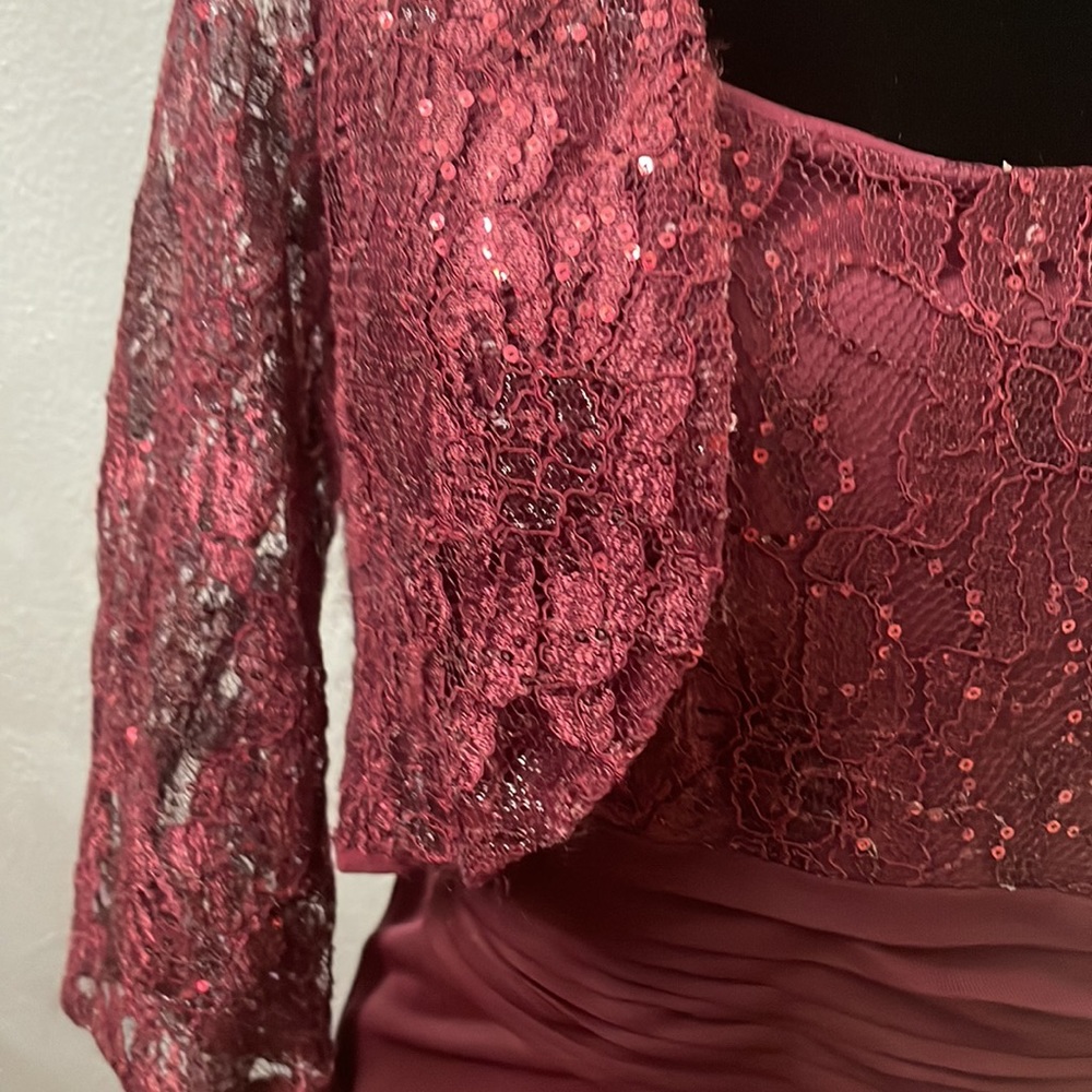 EVA Gown - Picture 7 of 16
